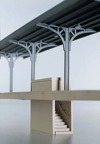 Vista 2 de Walthers Cornerstone Kit Serie HO Scale Mariposa Estación Refugios de Plataforma