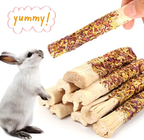Vista 6 de Abizoo Juguetes masticables naturales para conejos, 10 palitos de bambú dulces para conejos, cobayas, chinchillas y hámsters, aperitivos de madera