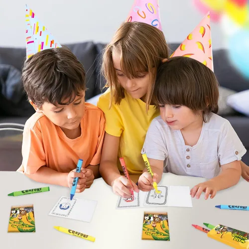 Vista 7 de ArtCreativity Paquete de 12 mini libros para colorear de animales del zoológico para niños con 12 paquetes de crayones – Recuerdos de fiesta
