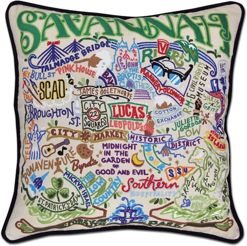 Vista 31 de Catstudio Portland (Oregon) - Almohada decorativa bordada