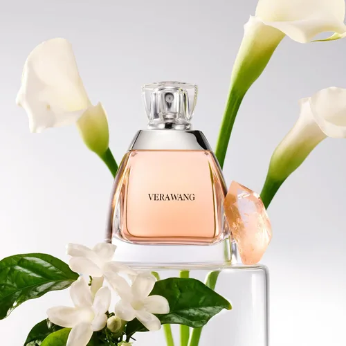 Vista 5 de Vera Wang Eau de Parfum para mujer, aroma delicado, floral, notas de iris, lirios y sándalo, femenino y sutil, 3.4 onzas líquidas