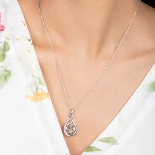 Vista 4 de Jewelili Collar con colgante familiar de plata de ley, 18 pulgadas