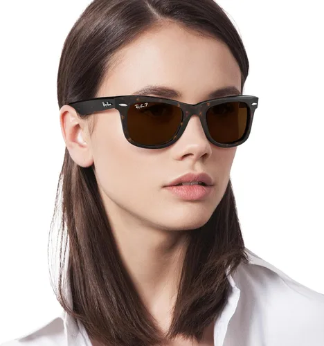 Vista 5 de Ray-Ban RB2140 Original Wayfarer Gafas de sol cuadradas polarizadas, Negro, tortuga