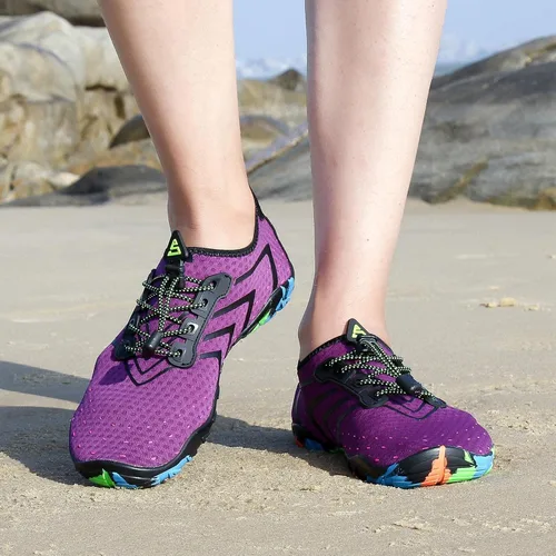 Vista 5 de SAGURAO - Zapatos de agua para hombre y mujer, zapatos acuáticos descalzos, de secado rápido, antideslizantes, para piscina, playa