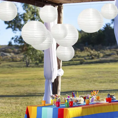 Vista 6 de DazzLiteer 12 linternas de papel blanco con luz LED, decoraciones redondas colgantes de papel para cumpleaños, bodas, fiestas, decoración del hogar
