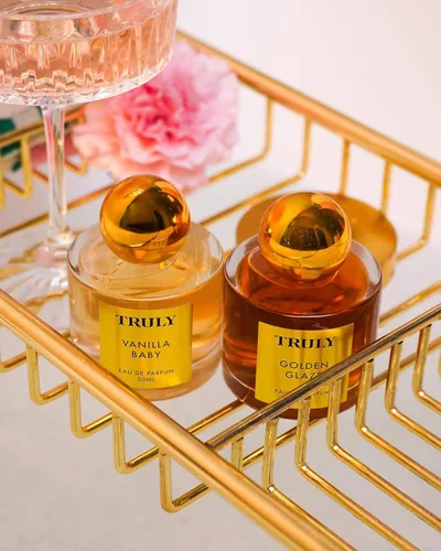 Vista 3 de Truly Eau de Parfum Fragancia de larga duración