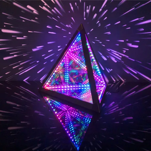 Vista 10 de La Compañía de Iluminación Hyperspace HyperCube Infinity Cube LED Light - Lámpara de Escritorio de Mesa Reactiva al Sonido de 10 Pulgadas - Lámpara