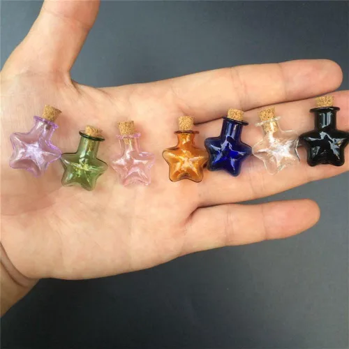 Vista 4 de Mini botellas de corcho de vidrio de color diminuto, frasco de estrella de cinco puntas, colgantes para bricolaje, manualidades, proyectos