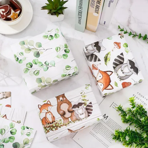 Vista 5 de AnyDesign 12 hojas de papel de regalo de criaturas del bosque, papel de regalo de eucalipto de animales de la selva, papel de arte plegado plano