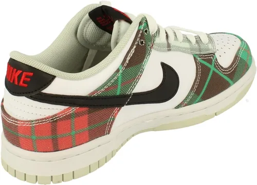 Vista 932 de Nike Kid's Dunk Low Sneaker