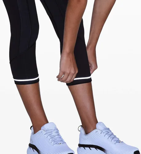 Vista 6 de Lululemon Pantalones cortos de yoga All The Right Places