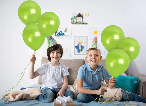 Vista 5 de Treasures Gifted Paquete de 36 globos metálicos de color verde lima, globos de látex verde claro de 12 pulgadas, suministros de fiesta de neón