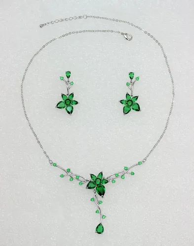 Vista 2 de Faship Precioso conjunto de collar y pendientes de cristal CZ
