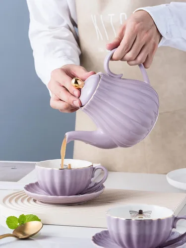 Vista 8 de Jusalpha Serve para 6 - Juego de tazas de té y platillos de porcelana fina rosa, tazas de 8 oz y platillo, con tetera, azucarero, jarra para crema