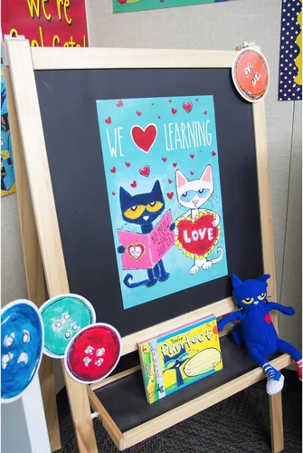 Vista 2 de Edupress Pete the Cat - Juego de carteles navideños y de temporada (EP60238)