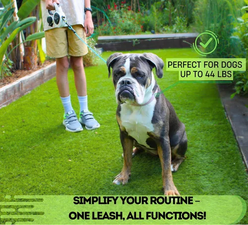 Vista 3 de Snuggle Paws - Correa retráctil para perro de 16 pies, todo en uno, con linterna LED, soporte para bolsa de excrementos, cable de acero resistente a