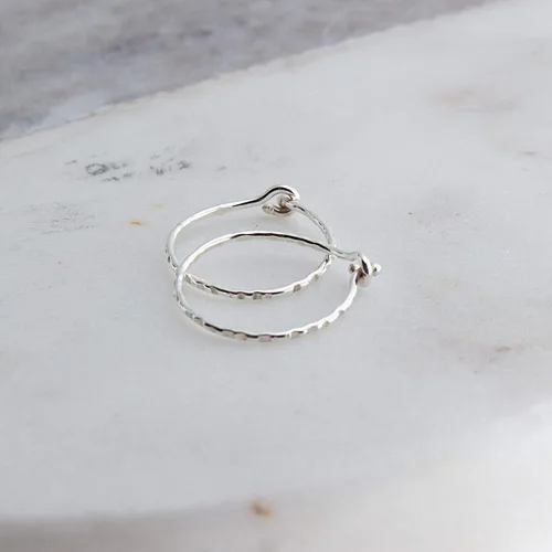 Vista 47 de Aretes de plata de ley abiertos para cartílago, tragus, delgados, calibre 22