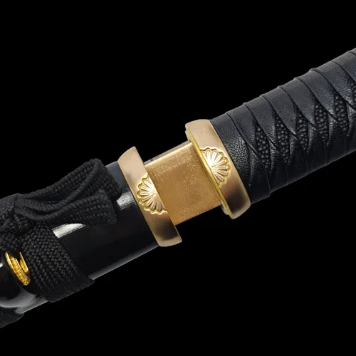Vista 4 de Cuchillo de acero al manganeso 1065 hecho a mano con accesorios de cobre
