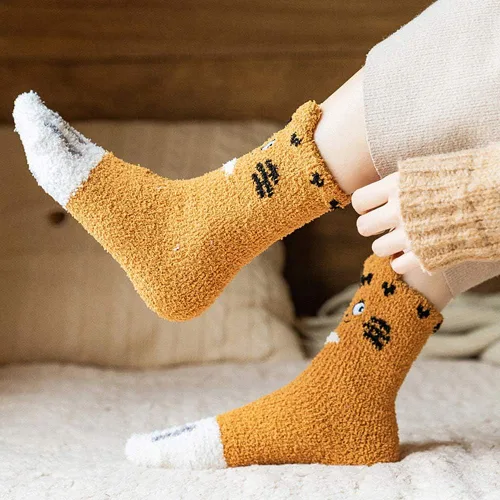 Vista 9 de Calcetines mullidos para mujeres, adolescentes, niñas, largos, lindos dibujos animados, animales, pata de gato, felpa, forro polar, calcetines