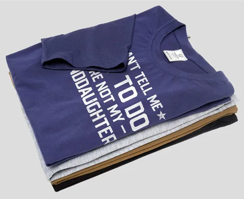 Vista 3 de Camiseta con texto en inglés "You Cant Tell me What to do You aren't My Grand Daughter Granddaughter Granddaughter Papa