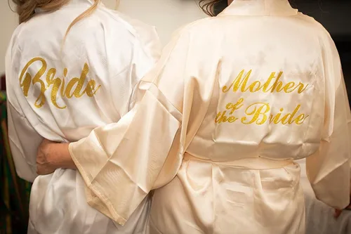 Vista 7 de Vlazom - Bata corta, kimono de satén para mujer, para novia y dama de honor, batas para fiestas de boda con brillantes dorados o diamantes