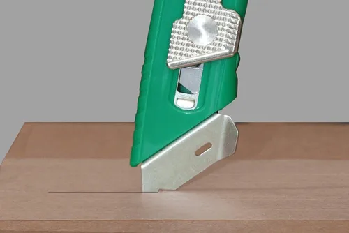 Vista 5 de Pacific Handy Cutter S4SR Cortador de seguridad autorretráctil con protector de metal fijo, divisor de cinta sin cuchillas, protector de acero