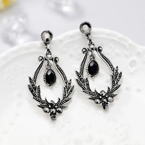 Vista 6 de Pendientes de aro con forma de gota y colgante, diseño vintage de flores huecas con diamantes de imitación, regalo para mujeres, adolescentes