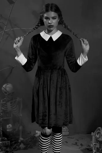 Vista 5 de Spadehill Disfraz de Halloween para mujer, vestido de terciopelo negro con cuello de Peter Pan
