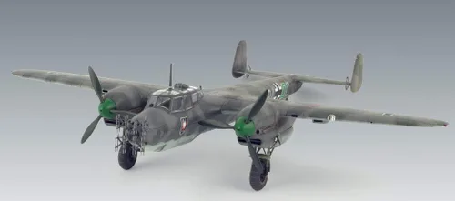 Vista 2 de ICM Modelos Do 215 B-5 WWII German Night Fighter Kit