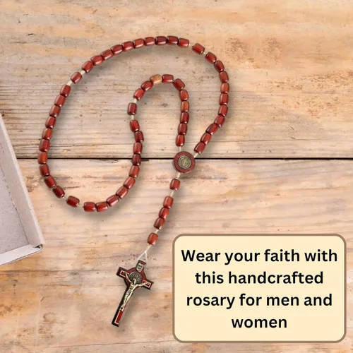 Vista 2 de Catholica Shop Rosario de cuentas de madera de San Benito para hombres y mujeres con crucifijo y medalla de San Benito. Hecho en Brasil