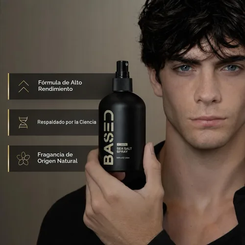 Vista 4 de BASED - Spray de sal marina de acabado natural para cabello, volumen y textura, infundido con algas y vitamina B5, ligero y no graso, sin parabenos