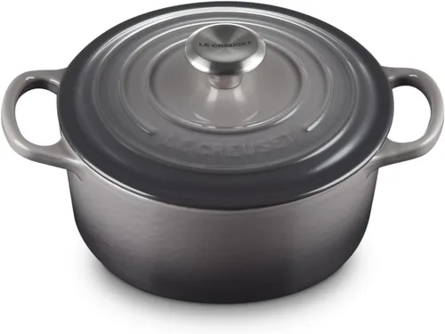 Vista 51 de Le Creuset Horno holandés redondo Signature de hierro fundido esmaltado, 4.5 cuartos de galón., Artichaut