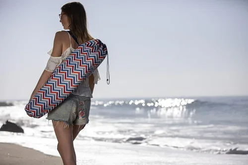 Vista 4 de ONIVA - una marca Picnic Time - Silla de playa Tranquility con bolsa de transporte - Silla de playa baja