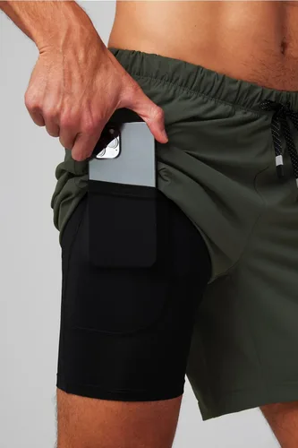 Vista 26 de Fabletics The One - Pantalón corto para hombre (forro), entrenamiento, natación, ligero, de secado rápido, bolsillo con cremallera, tejido elástico