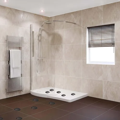 Vista 2 de 12 calcomanías negras para bañera antideslizantes en forma de concha Negro