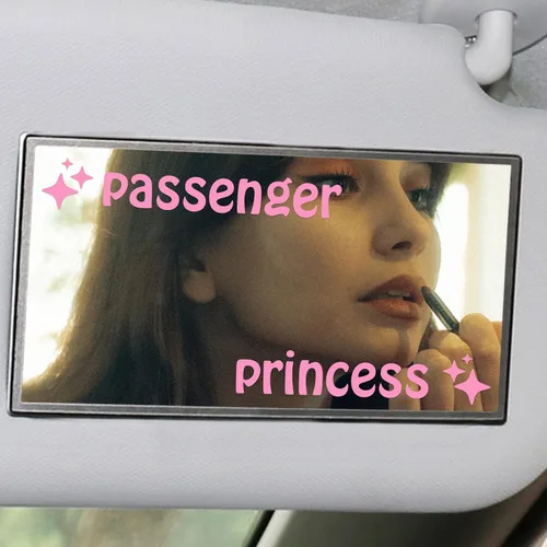 Vista 3 de Aolamegs Paquete de 3 Calcomanías de Princesa Pasajera, Lindas Calcomanías de Vinilo para Ventana y Espejo Retrovisor, Accesorios Divertidos