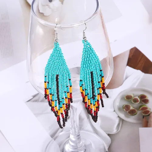 Vista 3 de Aretes largos de borla de cuentas, aretes bohemios de cuentas coloridas hechas a mano, regalos y Navidad