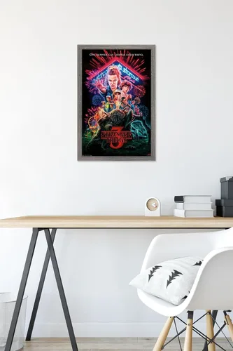 Vista 6 de Trends International Netflix Stranger Things: Season 3 - Póster de pared de una hoja, 14.725 x 22.375 pulgadas, versión enmarcada de madera