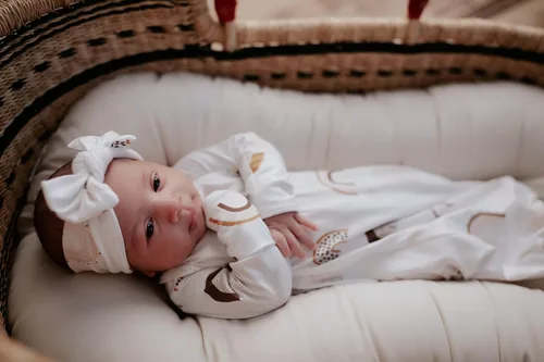 Vista 241 de Three Little Tots Vestido de corbata anudada para bebé recién nacido - Bebé