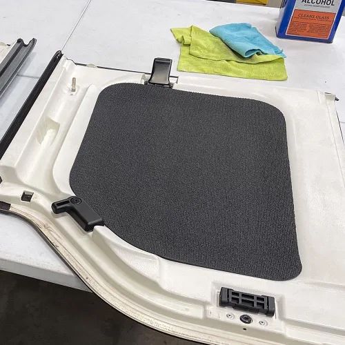 Vista 5 de Design Engineering 50289 Kit de Revestimiento Interior del Techo con Aspecto de Cuero Gris Boom Mat Amortiguador de Sonido Compatible con Jeep