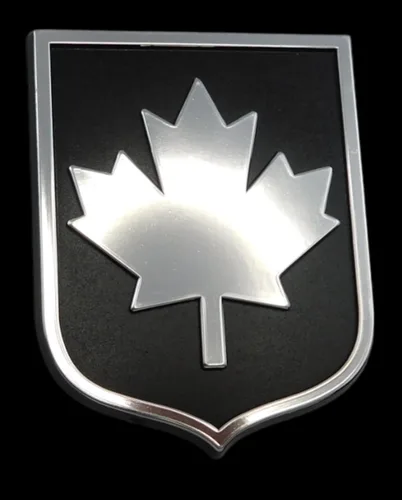 Vista 8 de Etiqueta engomada del emblema del coche de plástico cromado negro de la bandera de Canadá CanBC