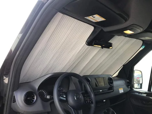 Vista 9 de HeatShield, Parasol original para parabrisas Mercedes-Benz Sprinter Crew Van (Cargo) con asistencia de mantenimiento de carril 2019, 2020, 2021