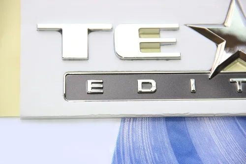 Vista 2 de Yoaoo Paquete de 3 emblemas OEM Texas Edition compatibles con Sierra 07-15 Silverado y (paquete de 3 cromado)