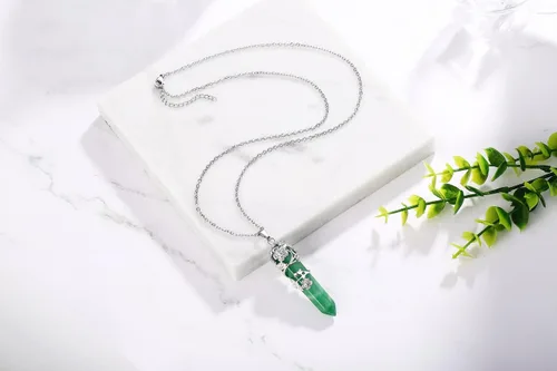 Vista 4 de XIANNVXI - Collar con dije de punto de cristal envuelto en flores Reiki, cristales curativos de piedras, collares de piedra de cuarzo para mujeres
