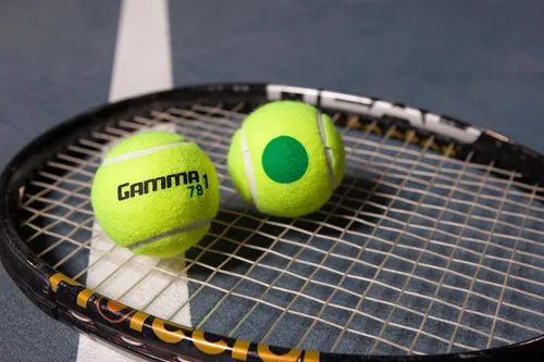 Vista 4 de Gamma Orange 60 and Green 78 Dot Training Tennis Balls for Kids & Beginners, Low-Compression Core Reduces Speed & Bounce, Great for Tennis Practice