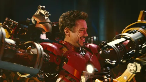 Vista 3 de Iron Man 2 (Three-Disc Blu-rayDVD + Digital Copy)