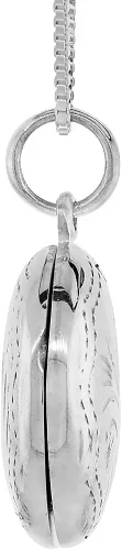Vista 2 de Plata de ley Pequeño Oval Locket ColganteEncanto grabado a mano, 34inch