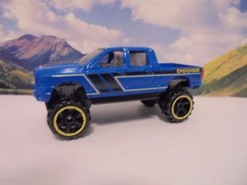 Vista 2 de Hot Wheels, 2016 HW Hot Trucks, Dodge Ram 1500 [Azul] Exclusivo #144/250