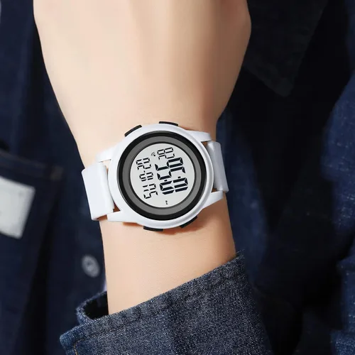 Vista 5 de SKMEI Reloj deportivo digital para hombre, ultrafino, grande, impermeable, con cronómetro, temporizador de cuenta regresiva, función de alarma, luz