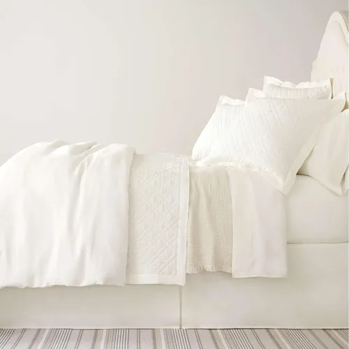 Vista 6 de Pine Cone Hill Washed Linen Quilted Sham Marfil